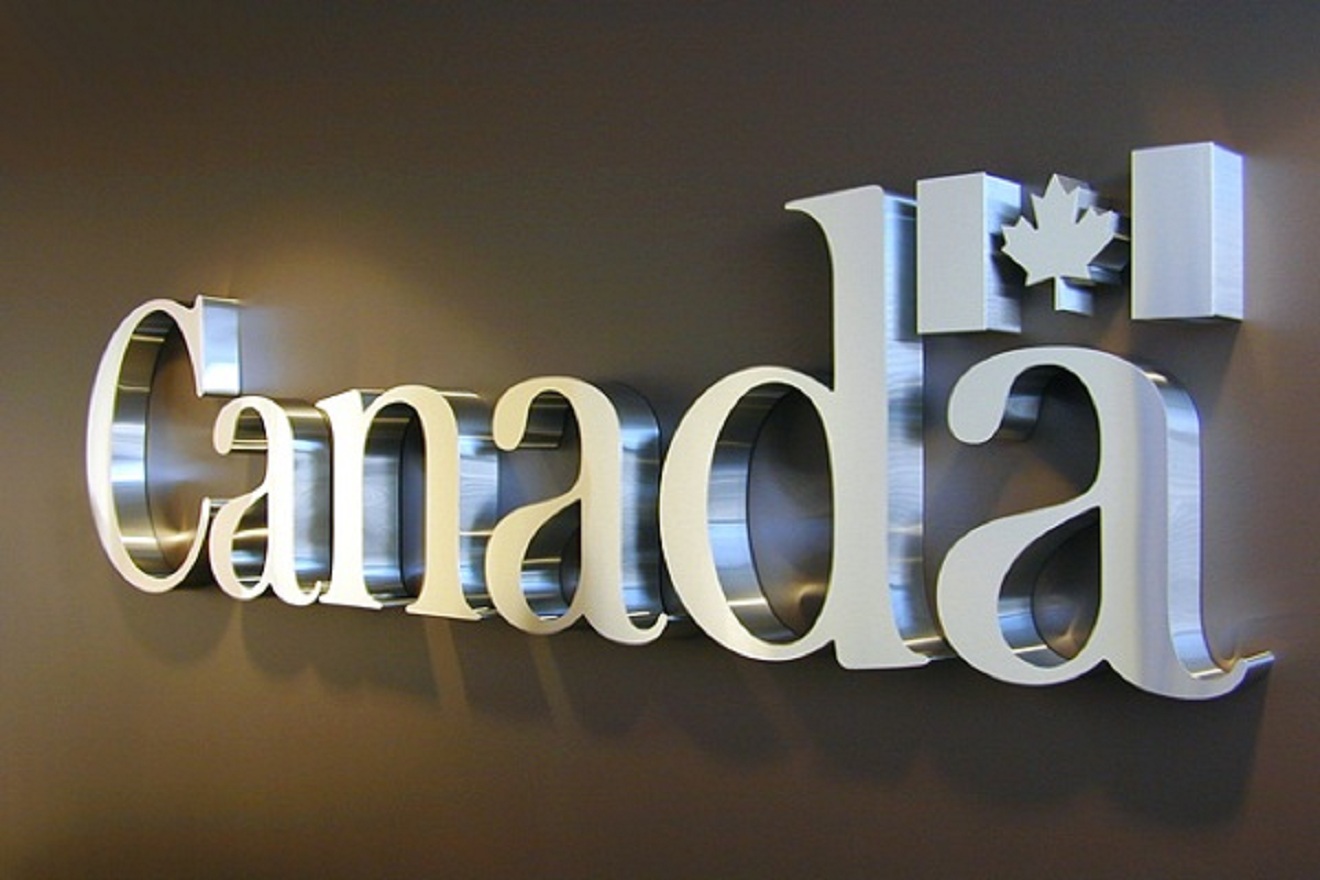 cắt inox bằng laser