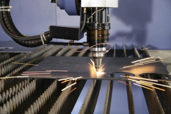 tai_sao_nen_cat_chu_inox_bang_laser_2