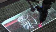 Gia công cắt laser trên thủy tinh, tại sao không?